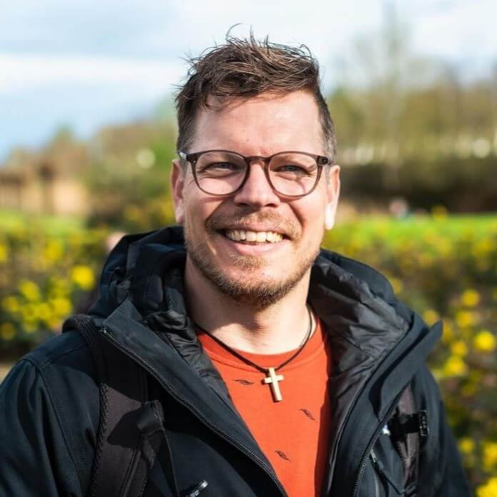 Tegen de stroom in zwemmen